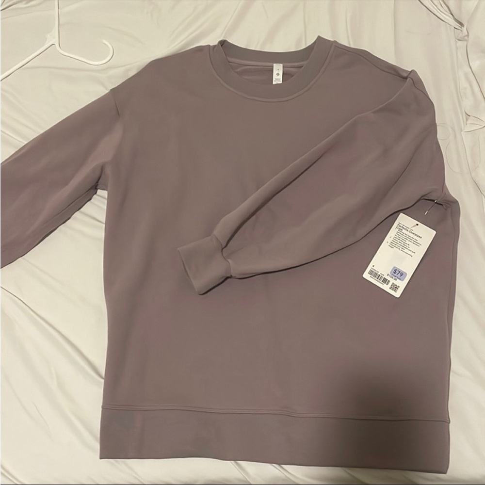 NWT Lululemon perfectly oversized crew